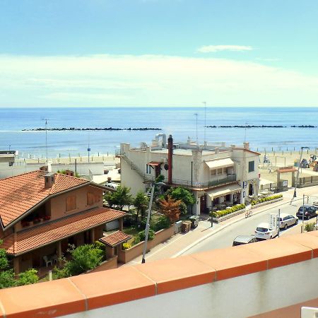 Esperia 23 Apartment Lido di Pomposa Bagian luar foto