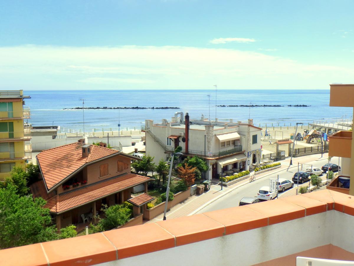 Esperia 23 Apartment Lido di Pomposa Bagian luar foto